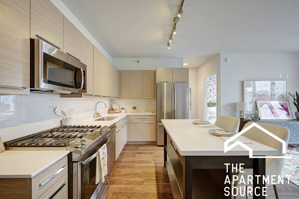 Apartment for rent at 727 W Madison, Chicago, IL 60605