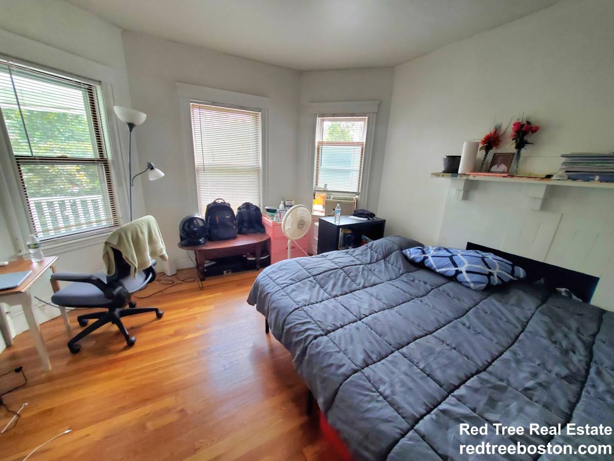 House for rent at 9 Roberts Rd, Cambridge, MA 02138