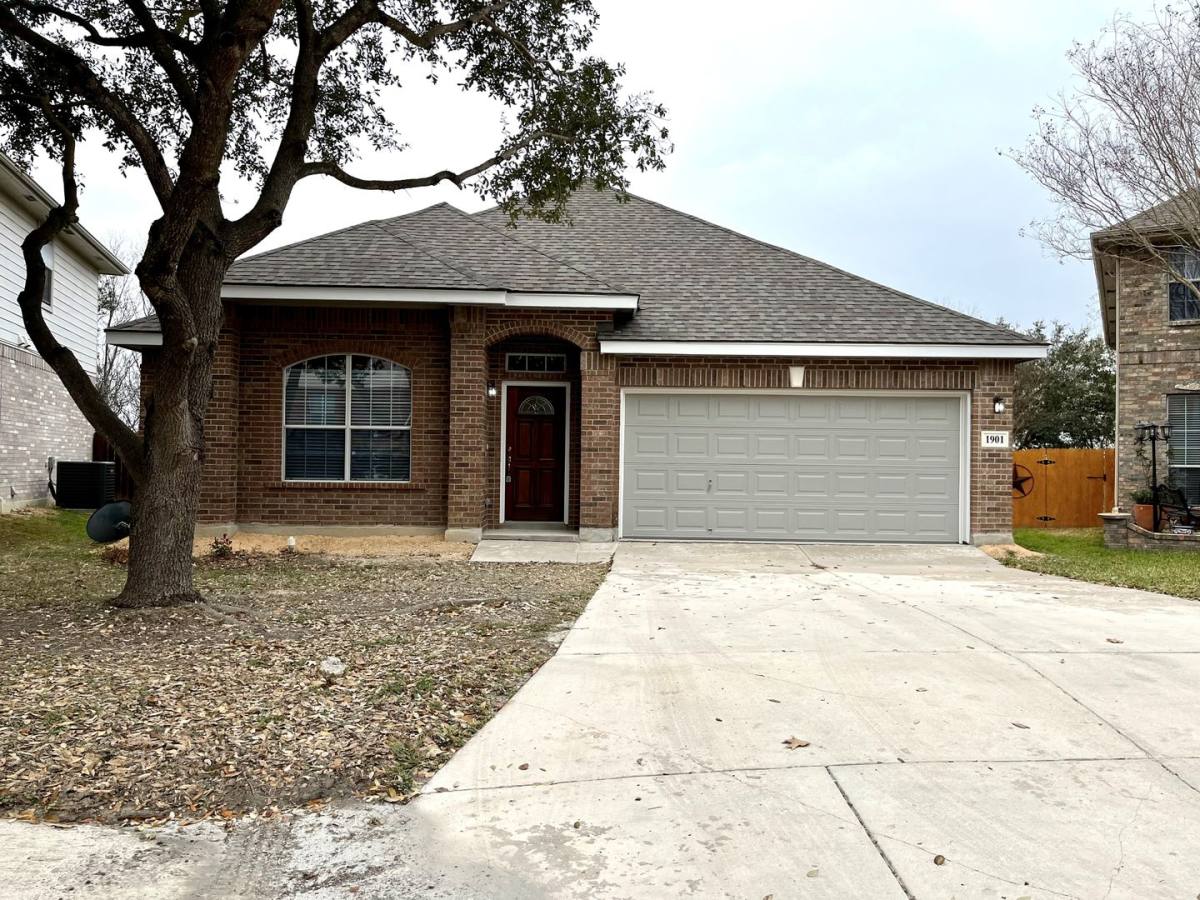 House for rent at 1901 Walter Raleigh, San Antonio, TX 78239