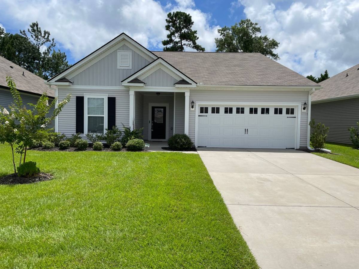 House for rent at 9324 Eagle Ridge Dr, Calabash, NC 28467