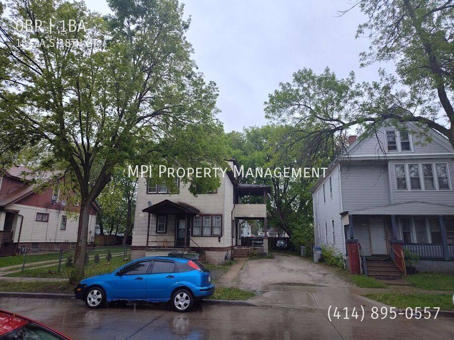 Apartment for rent at 1832A S 18th St, Milwaukee, WI 53204