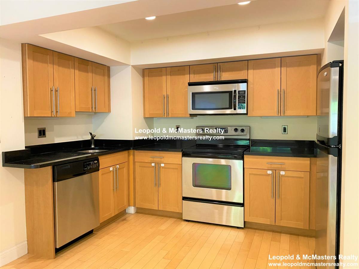 Apartment for rent at 1600 Beacon St #411, Brookline, MA 02446