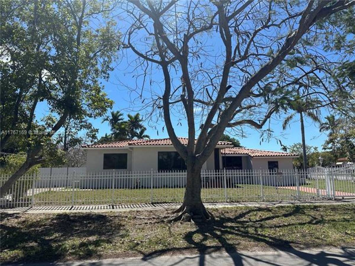 House for rent at 6440 NW 2nd St, Miami, FL 33126