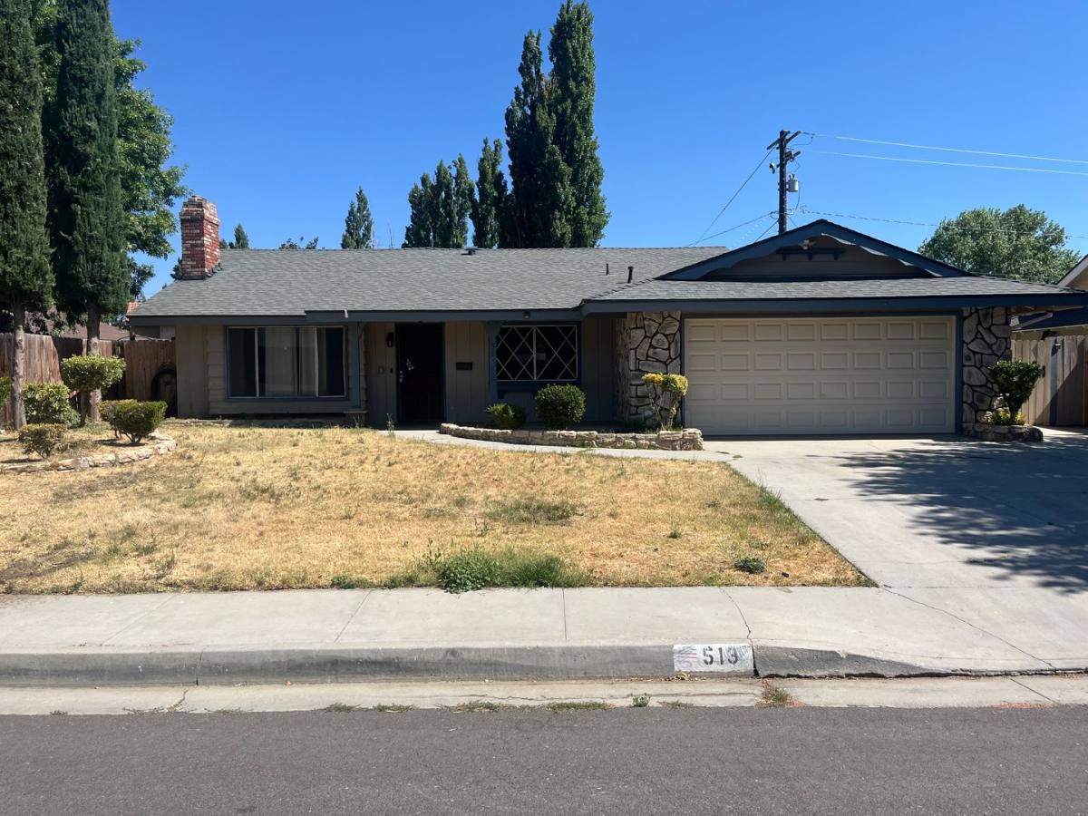 House for rent at 513 Maple St, Tehachapi, CA 93561