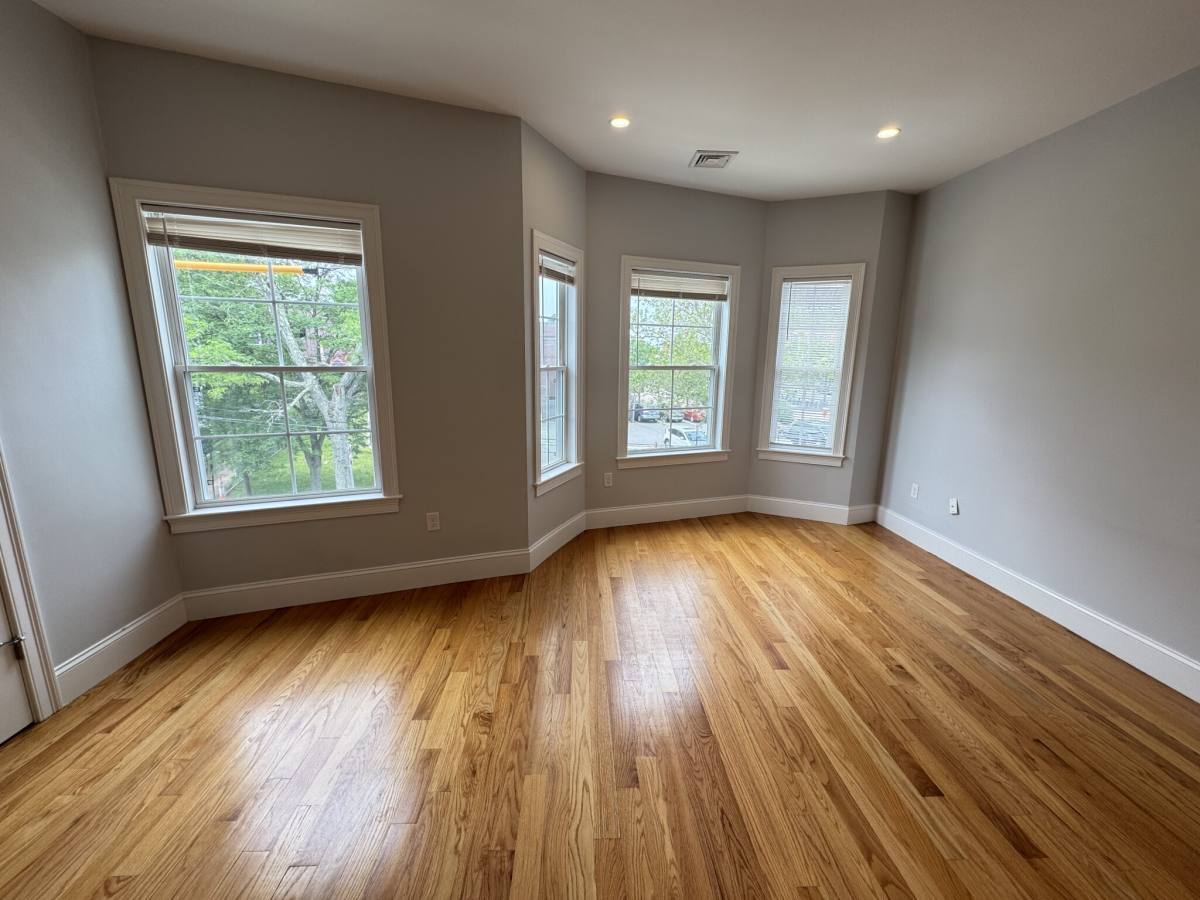 Apartment for rent at 8 Islington St, Allston, MA 02134