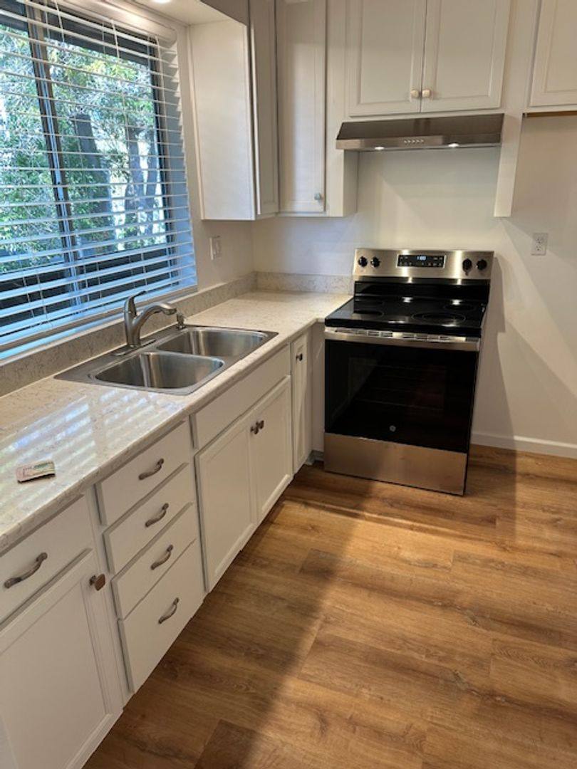 Apartment for rent at 225 W Los Olivos, Santa Barbara, CA 93105