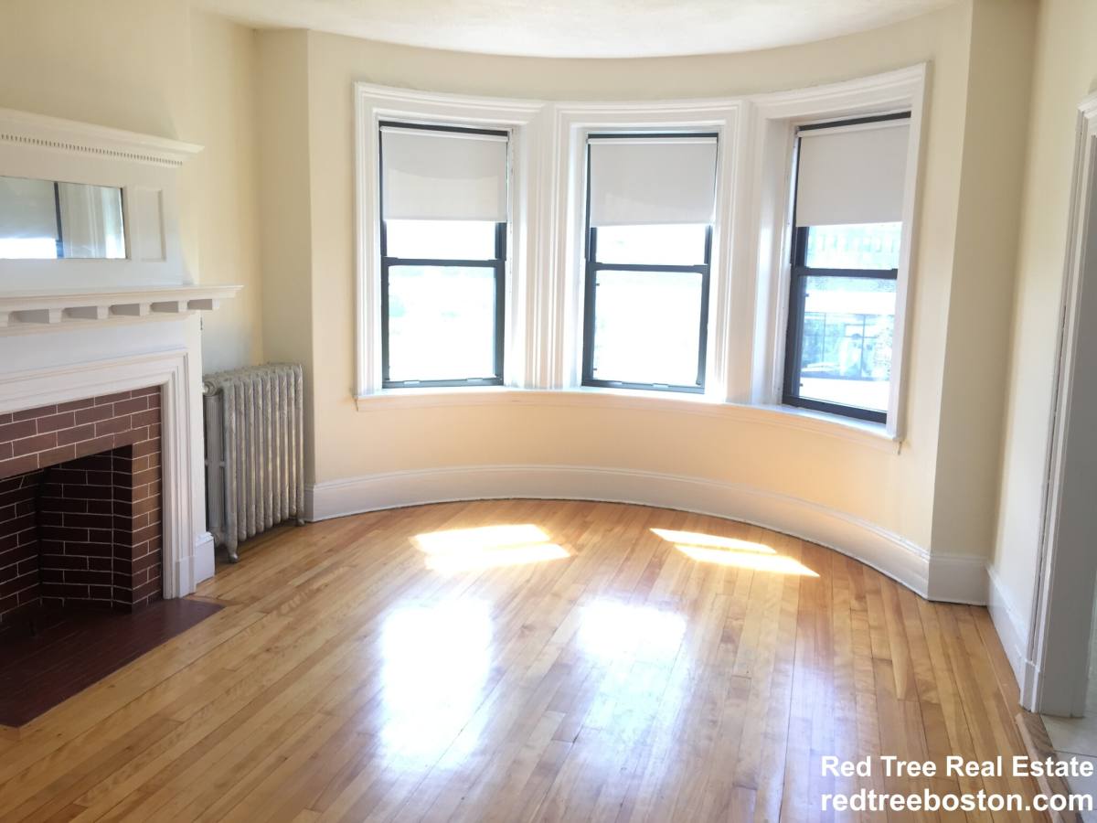 Apartment for rent at 21 Brighton Ave #3, Allston, MA 02134