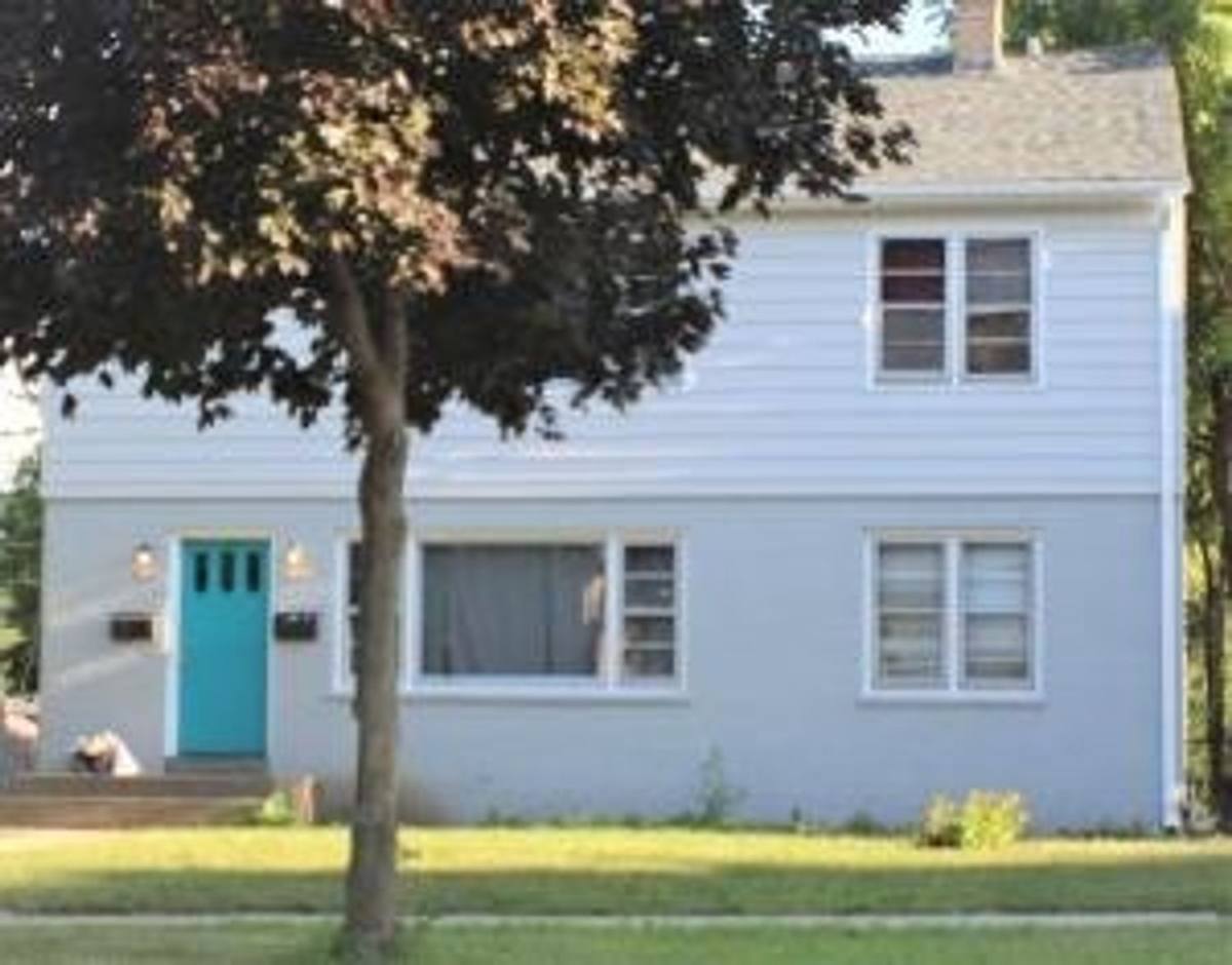 Apartment for rent at 8129-31 W Villard Ave, Milwaukee, WI 53218