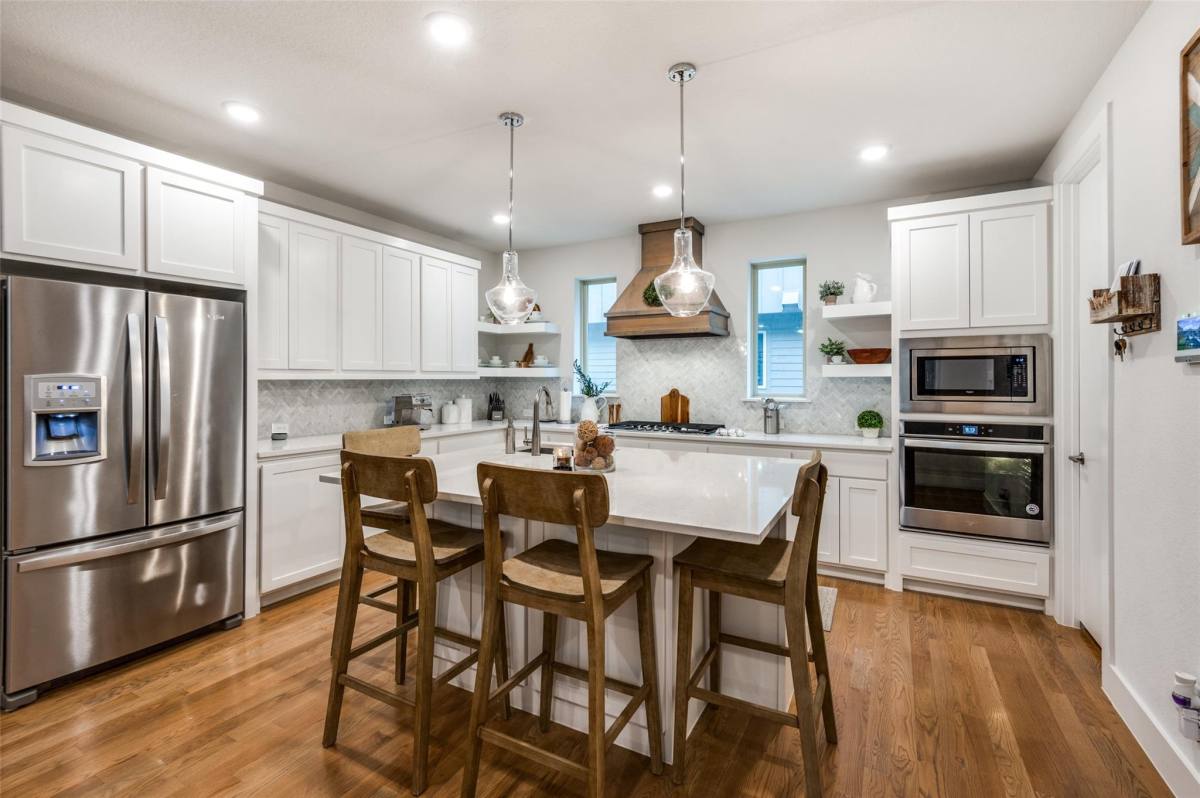 Townhouse for rent at 1814 Granite Falls Court, Dallas, TX 75204