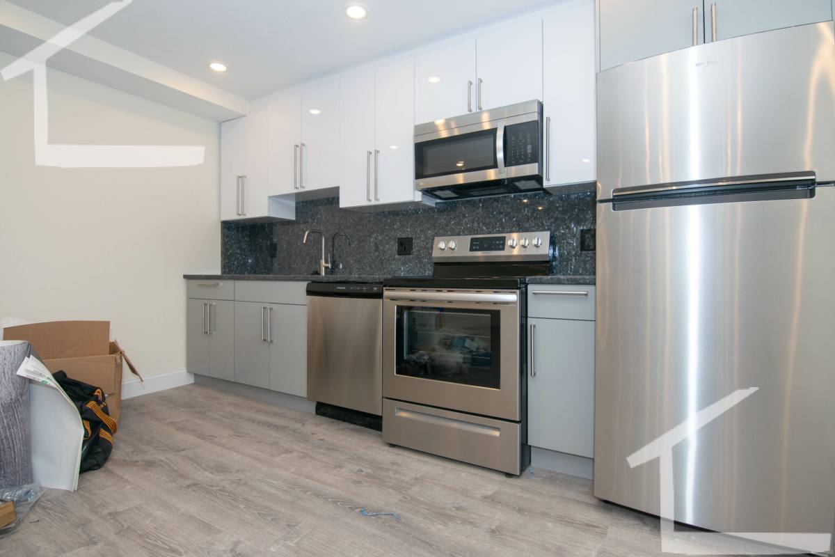 Apartment for rent at 1028 Commonwealth Ave #205, Brookline, MA 02445
