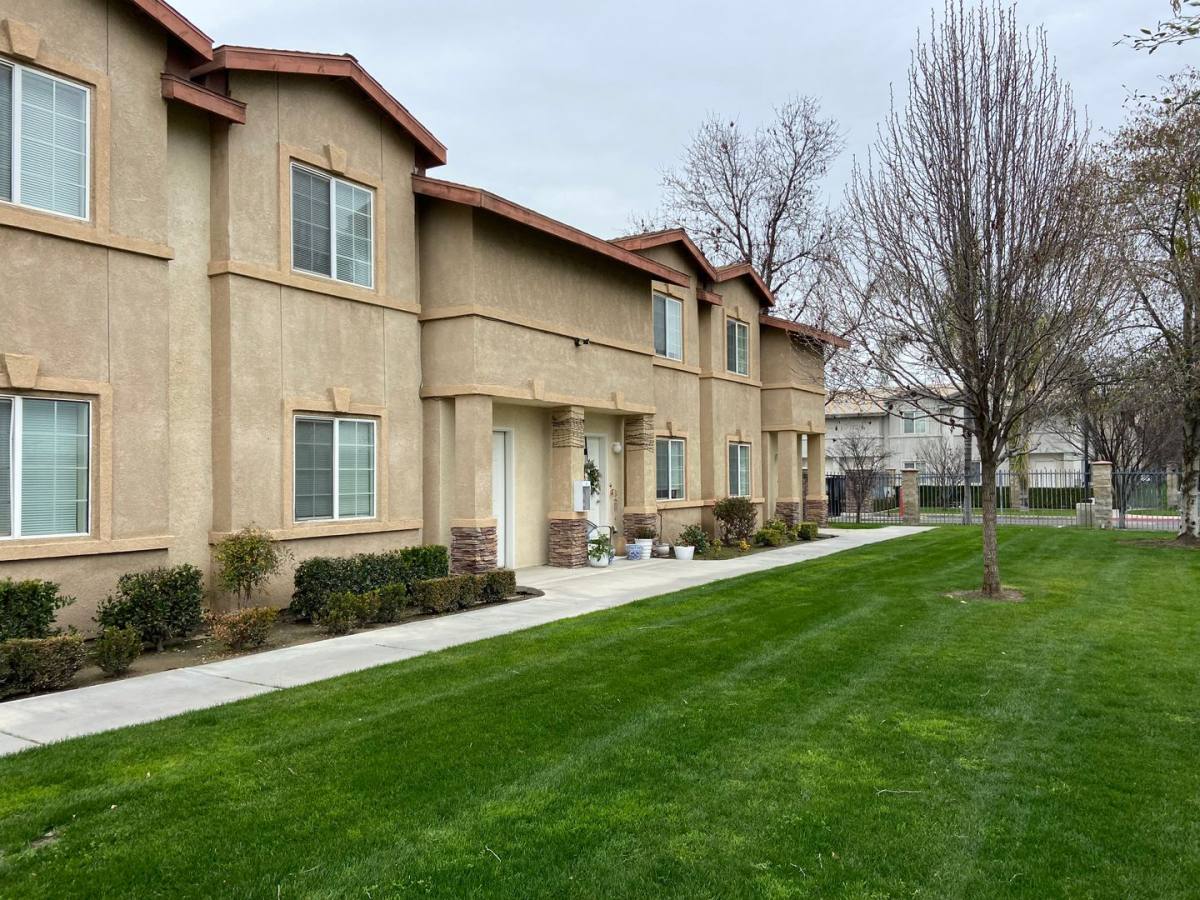 Apartment for rent at 600 Hosking Ave Building #39, Bakersfield, CA 93307