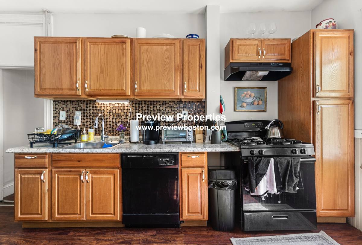 Apartment for rent at 175 River St #3P, Cambridge, MA 02139
