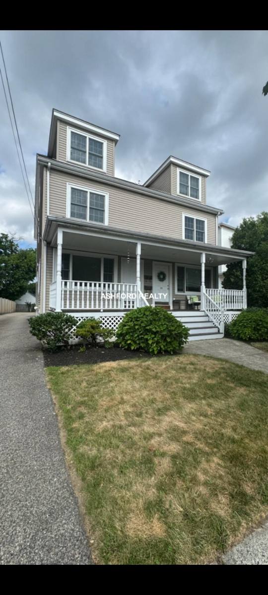 Townhouse for rent at 86 Chapel St, Watertown, MA 02472