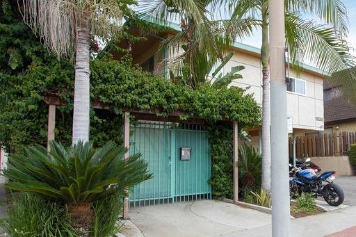 Apartment for rent at 12737 Matteson Ave, Los Angeles, CA 90066