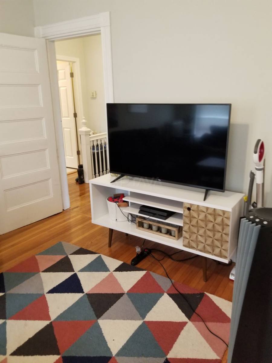 Apartment for rent at 129 Summer St #2, Somerville, MA 02143