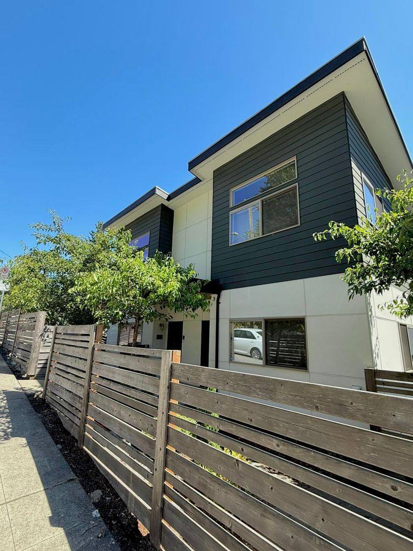 House for rent at 8700 42nd Ave S, Seattle, WA 98118