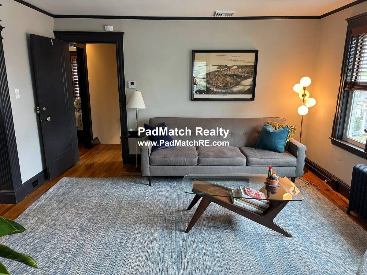 Apartment for rent at 118 Fairmont St #2, Dorchester Center, MA 02124