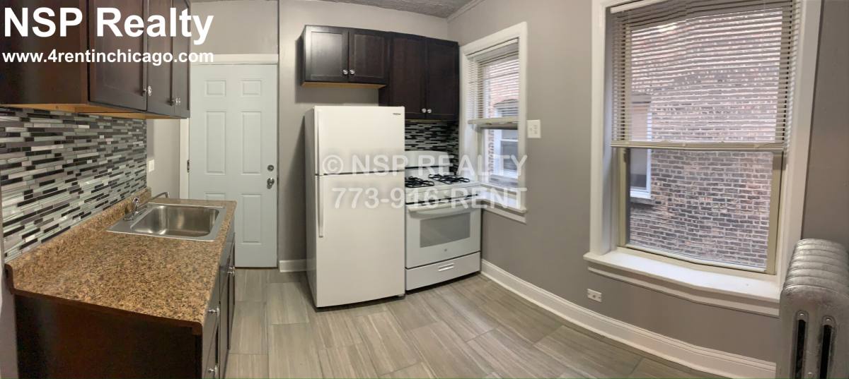 Apartment for rent at 4033 W Melrose #2N, Chicago, IL 60641