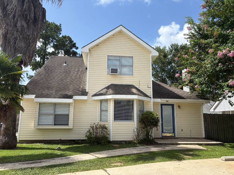 Apartment for rent at 90 Maison Dr, Covington, LA 70433