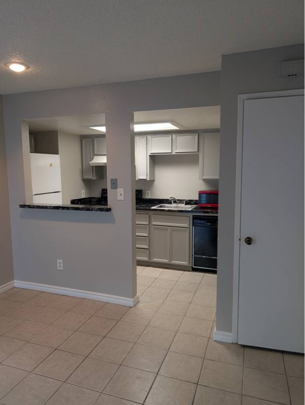 Townhouse for rent at 3701 Colonial Dr #37, Modesto, CA 95356