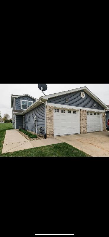 Townhouse for rent at 574 Pointe Court SW, Rochester, MN 55904