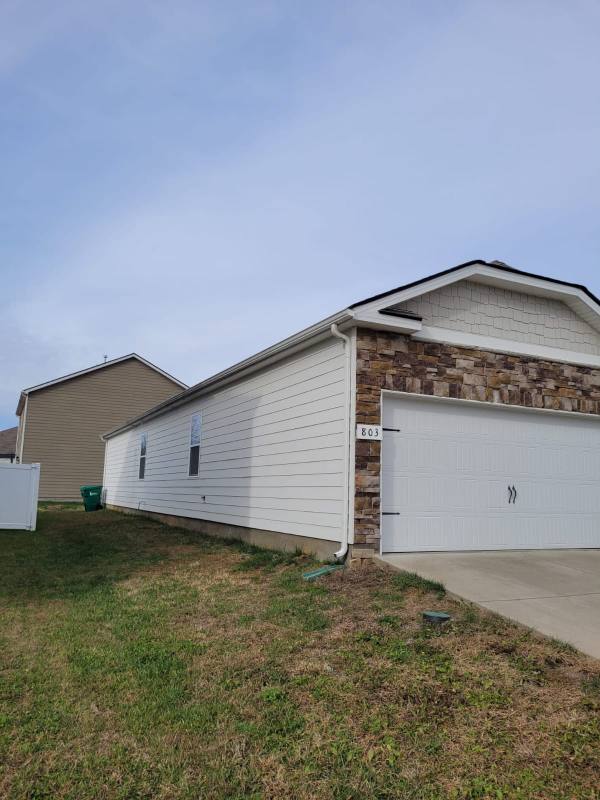 House for rent at 803 Long Leaf Rd, Lebanon, TN 37087