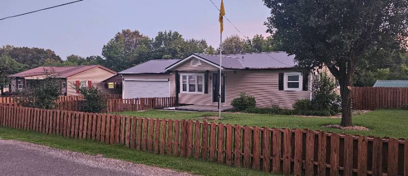 House for rent at 76 Hazlewood Dr, Gadsden, TN 38337