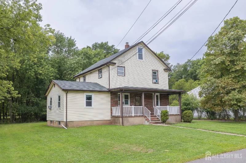 Apartment for rent at 40 Bristol Rd #1, Piscataway, NJ 08854