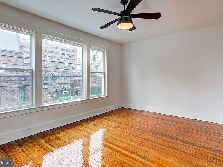 Apartment for rent at 10 E James St #2, Lancaster, PA 17602