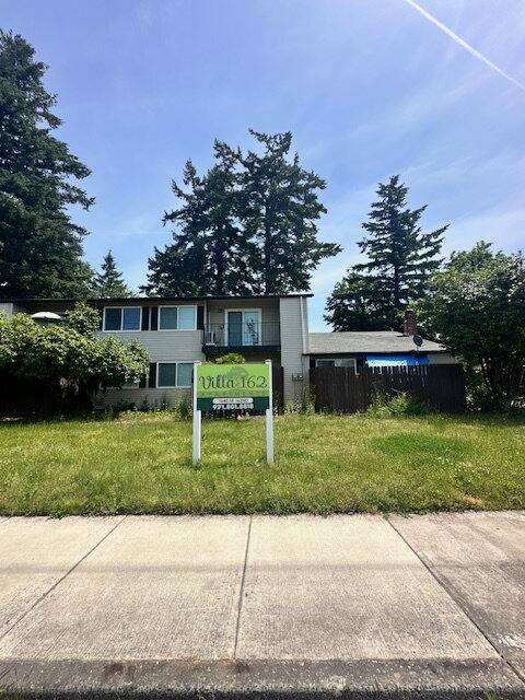 Apartment for rent at 1640 SE 162nd Ave #8, Portland, OR 97233