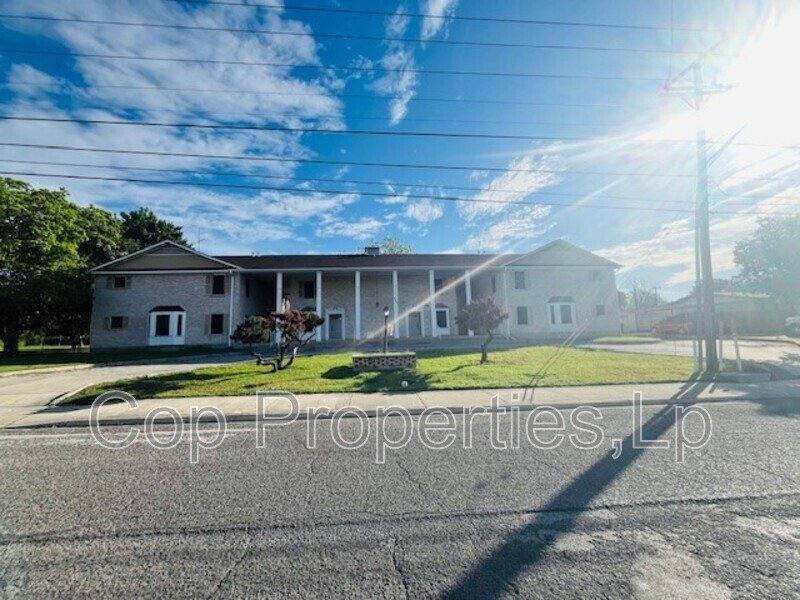 Townhouse for rent at 811 Jackson Keller Rd #2, San Antonio, TX 78216