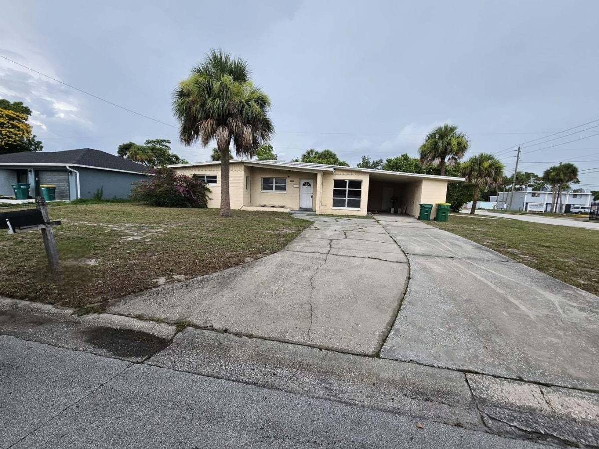 House for rent at 1040 Hickory Lane, Cocoa, FL 32922