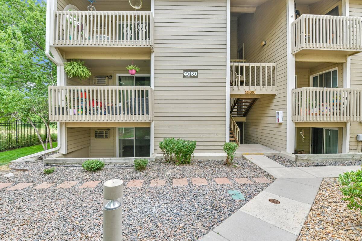 Condo for rent at 4060 S Atchison Way #102, Aurora, CO 80014