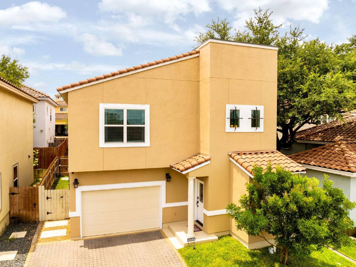 House for rent at 2850 Moncayo Dr, San Antonio, TX 78232