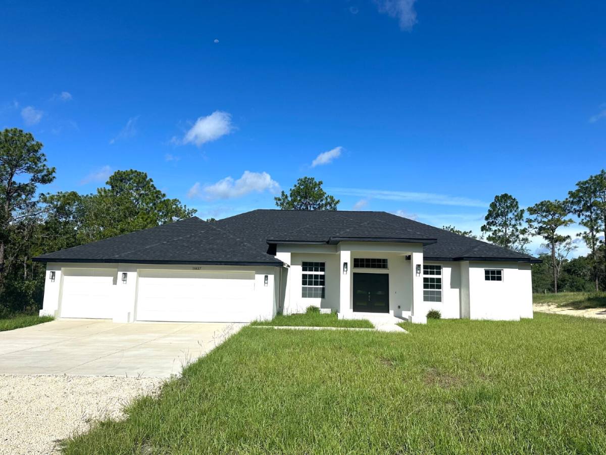House for rent at 16117 Medrick Rd, Brooksville, FL 34614