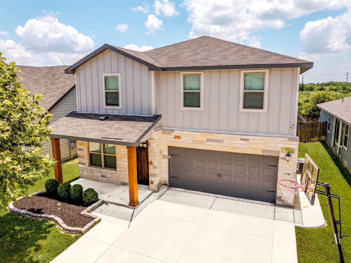 House for rent at 11518 Lightning Way, San Antonio, TX 78245