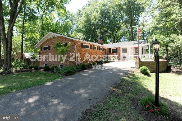 House for rent at 4311 Ferry Landing Rd, Alexandria, VA 22309