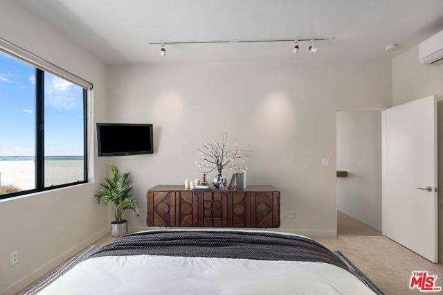 Condo for rent at 1 Northstar St #1, Marina Del Rey, CA 90292