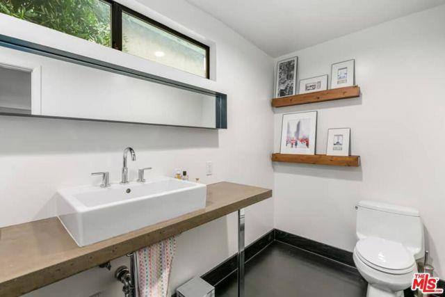 House for rent at 2415 Laurel Pass Ave, Los Angeles, CA 90046