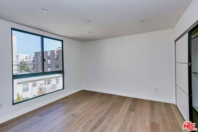 Apartment for rent at 328 N Maple Dr #205, Beverly Hills, CA 90210