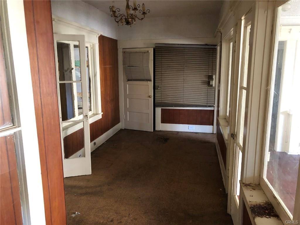 House for rent at 1225 W 41st St, Los Angeles, CA 90037