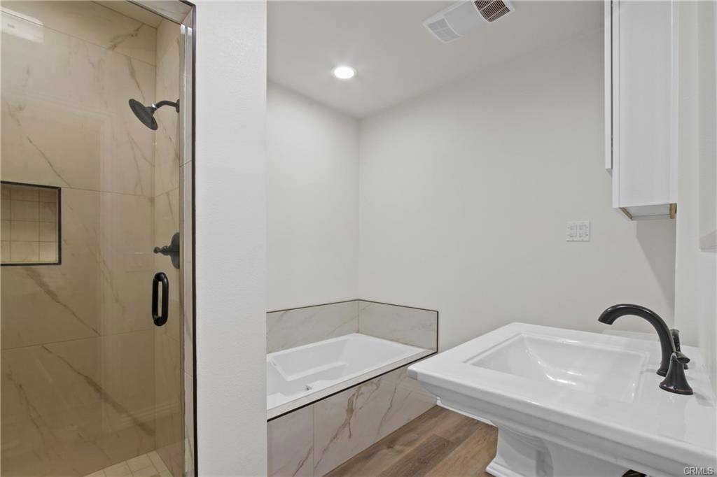 House for rent at 536 Short St, Inglewood, CA 90302