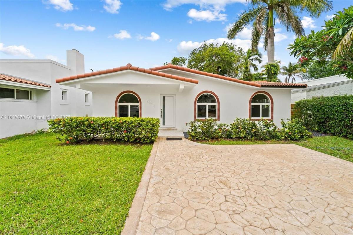 House for rent at 5840 SW 42nd Terrace, Miami, FL 33155