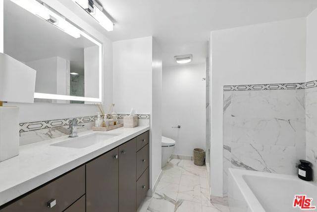 House for rent at 838 N Doheny Dr #1405, West Hollywood, CA 90069