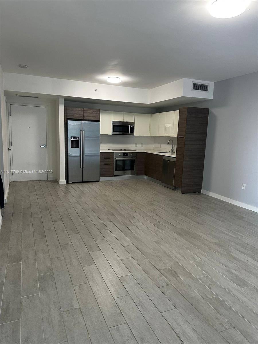 Apartment for rent at 1010 SW 2nd Ave #1005, Miami, FL 33130