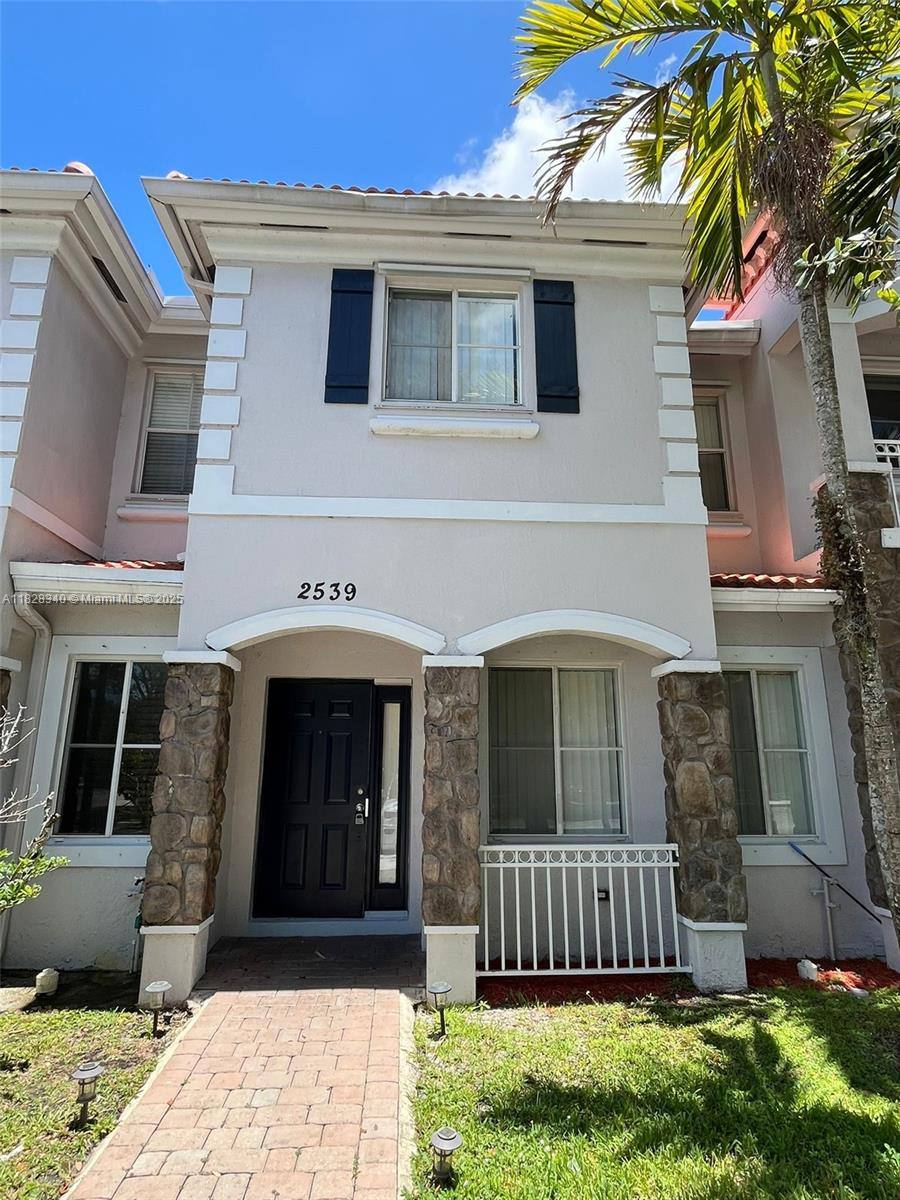 Townhouse for rent at 2539 SW 82nd Ave, Hollywood, FL 33025