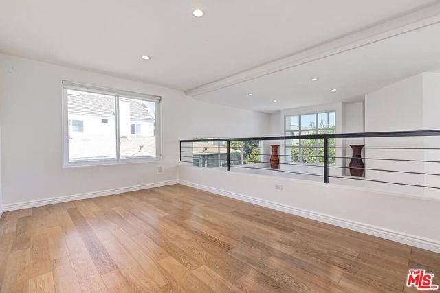 Townhouse for rent at 1248 24th St #1, Santa Monica, CA 90404