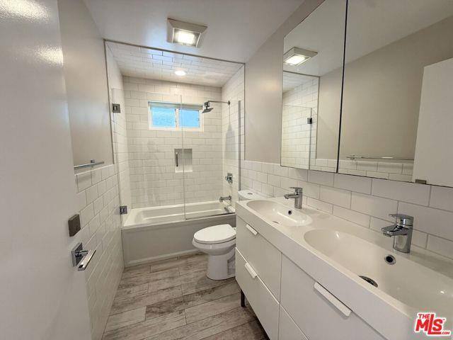House for rent at 6955 Trolleyway S, Playa Del Rey, CA 90293