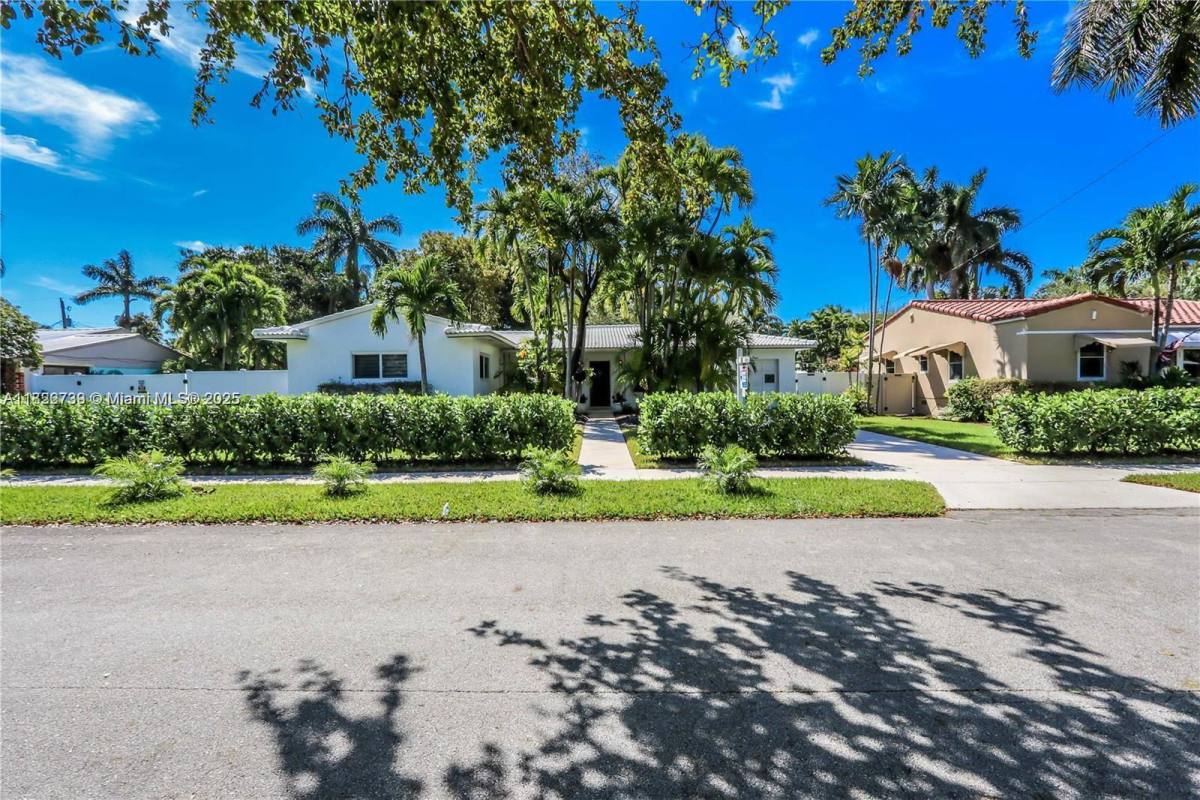 House for rent at 1338 Jackson St, Hollywood, FL 33019