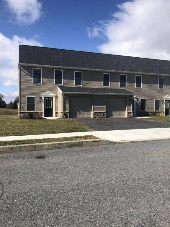 Townhouse for rent at 26 Spring View, Carlisle, PA 17013